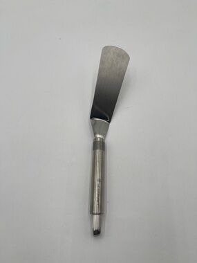 Le Creuset Stainless Steel Small Turner Spatula With Hook Handle